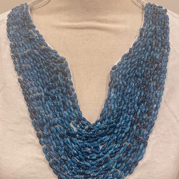 Isaac Mizrahi Blouse 💚 5/$25 - Picture 2 of 2